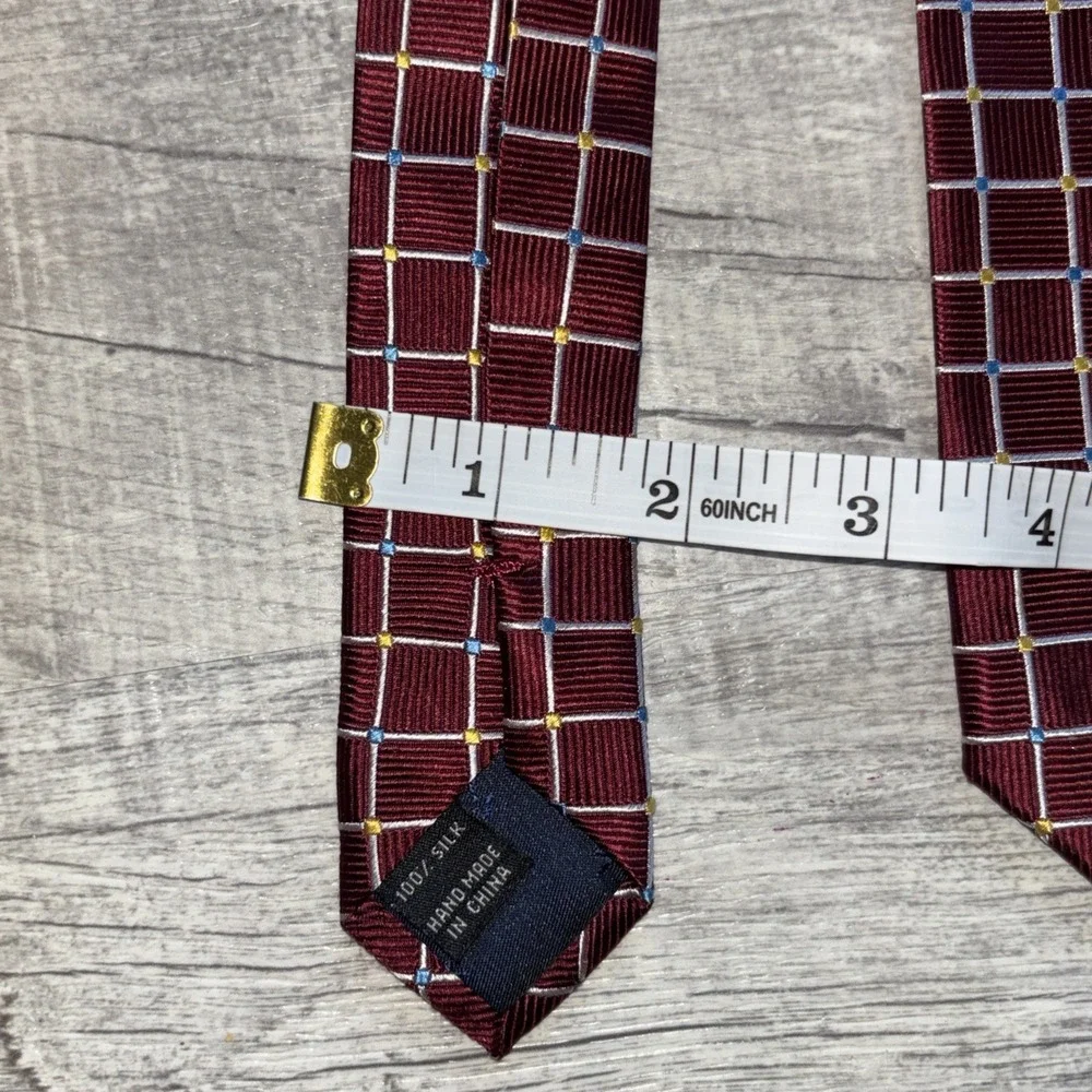 JoS BANK Executive Collection Burgundy Silk Tie